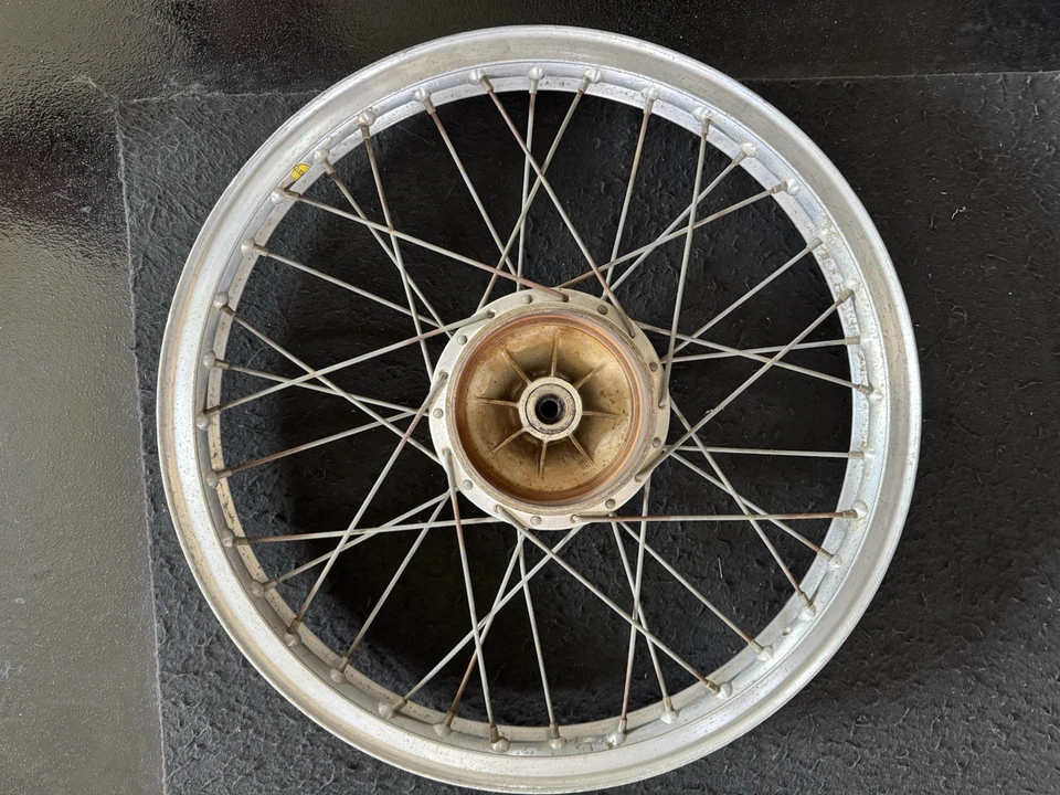 Bultaco Pursang 1974 rueda delantera $55 + envío Foto 2 de 4