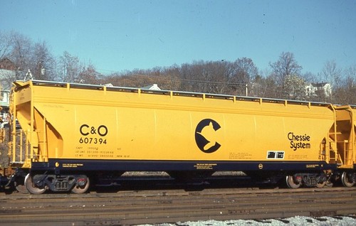 CS/C&O Covered Hopper - Number -607394 w/Others - ORIG - - ra158