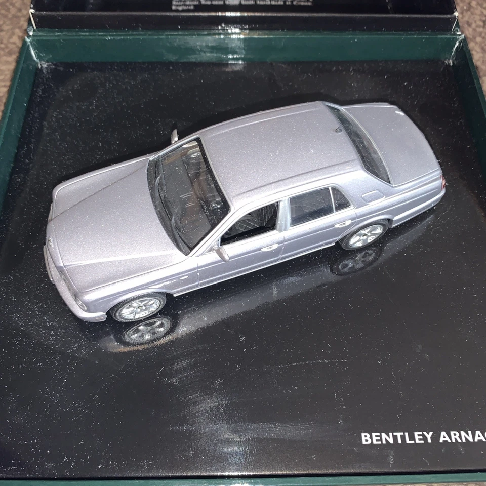Minichamps BL326 escala 1:43 Bentley Arnage T - en caja Foto 2 de 3