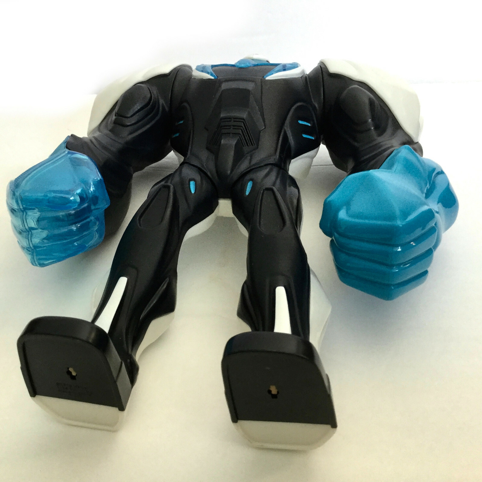 Turbo Strength Max Steel Action Figure w Turbo Punch TESTED 11" Tall Mattel 2013