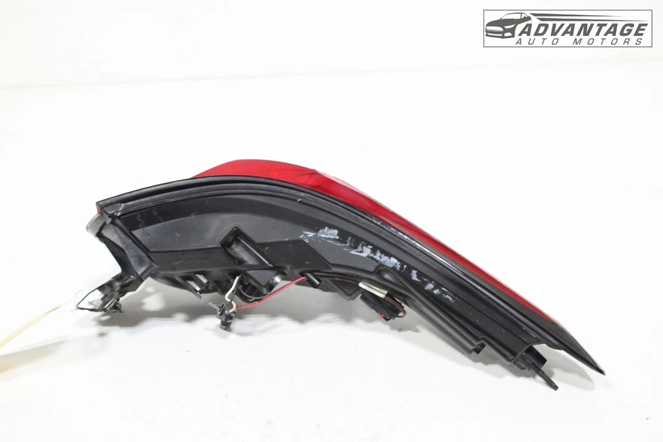 Chevrolet Blazer 2019-2022 cuarto trasero izquierdo panel luz trasera exterior lámpara OEM Foto 2 de 4