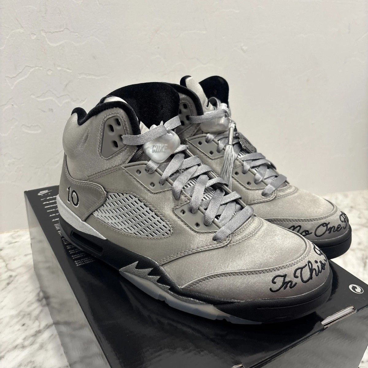 Air Jordan 5 Retro Wings Metallic Reimagined Men's 8.5 / Women's