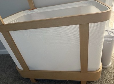Cradlewise Convertible Smart Bassinet and Crib - LOCAL PICKUP ONLY