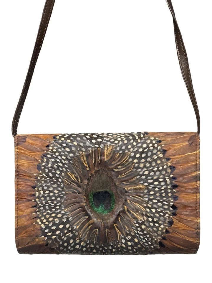 Cartera sin asas vintage genuina de plumas de pavo real de Comeco con correa a presión Foto 2 de 4