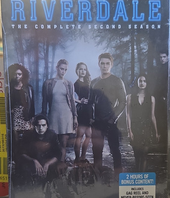 Riverdale Complete Second Season TV Series DVD Deleted Scenes Gag Reel NR