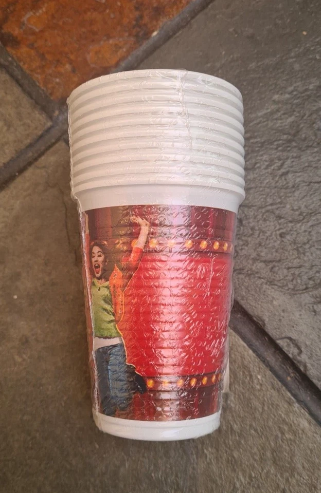 Plastic Cups 12 Packs of 10 Each High School Musical Birthday Picnic Party 4763 - Image 2 of 3