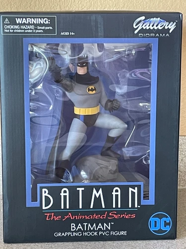 Batman animated series diamond select statue