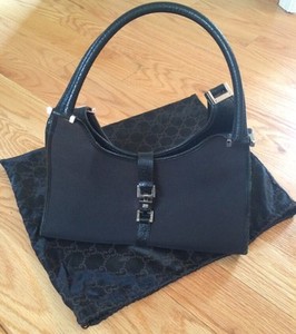black gucci hobo purse