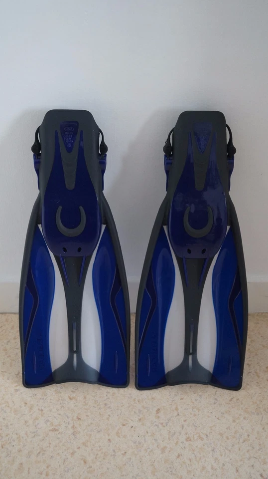 Palmes SUBGEAR Travel Max taille 41-45 NEUF - Photo 2/3