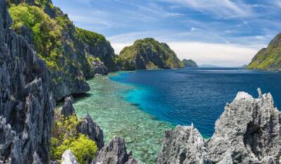 Wandbild: El Nido, Palawan, Philippinen. Tapiutan-Straße mit [...]