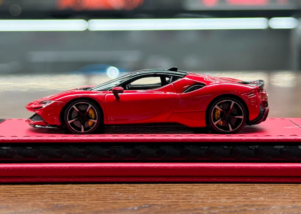 ART 1:64 Red SF90 Stradale Hard Top Sports Model Diecast ART 1:64 Red SF90 Stradale Hard Top Sports Model Diecast