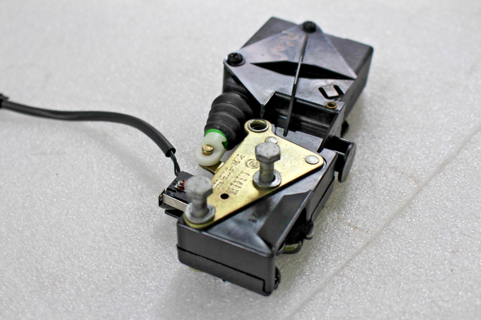 Ferrari 456 M, 550, 575, Trunk Latch / Lock, Used, P/N 63143300