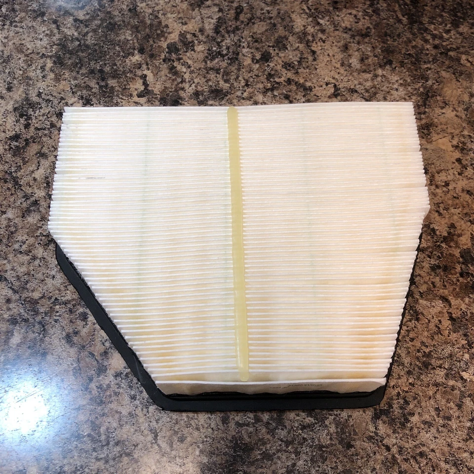 Filtro de aire Hastings AF1358, Wix 49102, GM 96815102, Saturn Vue, Captiva Foto 4 de 4