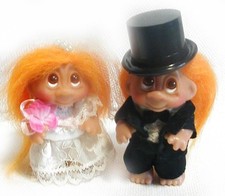 DAM TROLL BRIDE  GROOM 3" sz 1985 LOOK UP EYES Wedding Veil Top Hat Cake Topper