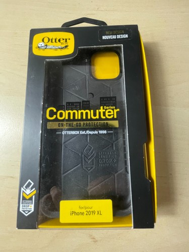 Otterbox Apple iPhone 11 Commuter Series Case - Black - RuggedProtection - Picture 2 of 5