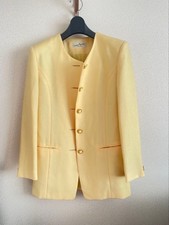 VELLE MAISON No Collar Jacket Yellow Gold Buttons