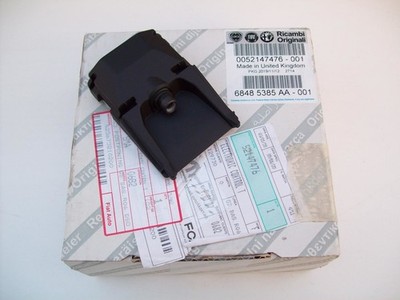 Fiat 500X Spurverbreiterungskamera vorne 52147476