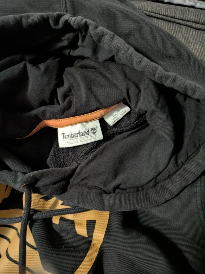 Мужская толстовка с капюшоном Timberland большой обычный крой пуловер черный/золотой - Изображение 2 из 2