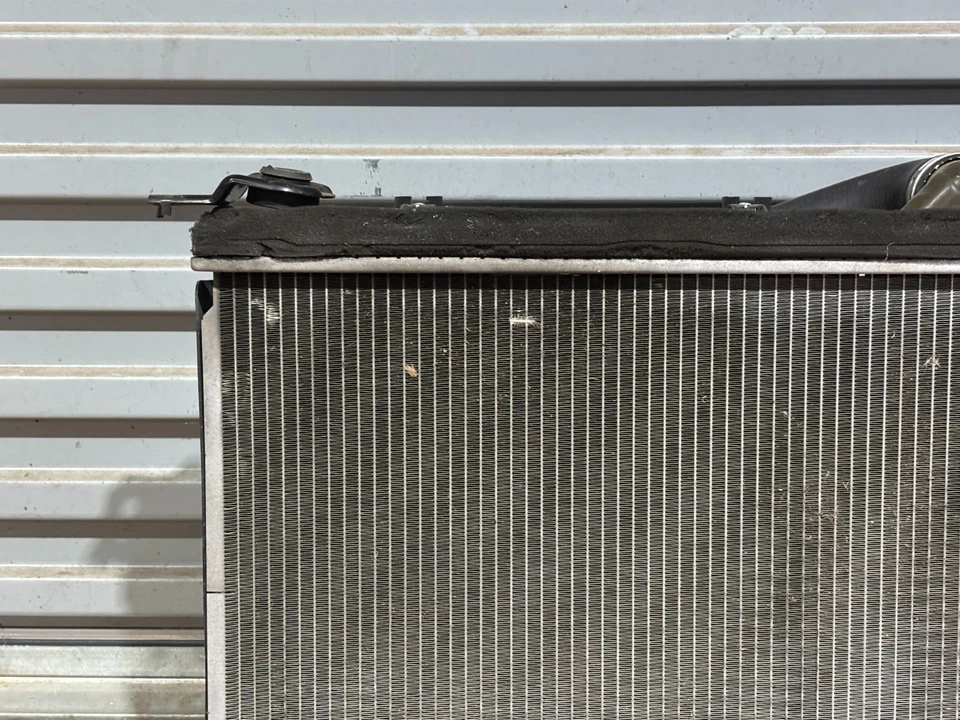 2015-2021 Subaru WRX Engine Cooling Radiator W/Cooling Fan Assembly PO35 OEM Foto 3 de 4