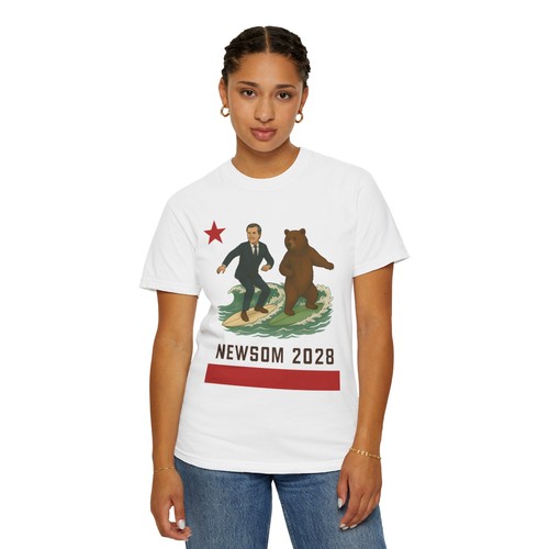 Gavin Newsom 2028 Election Graphic T-shirt, Surfing California Flag Bear - Picture 7 of 9