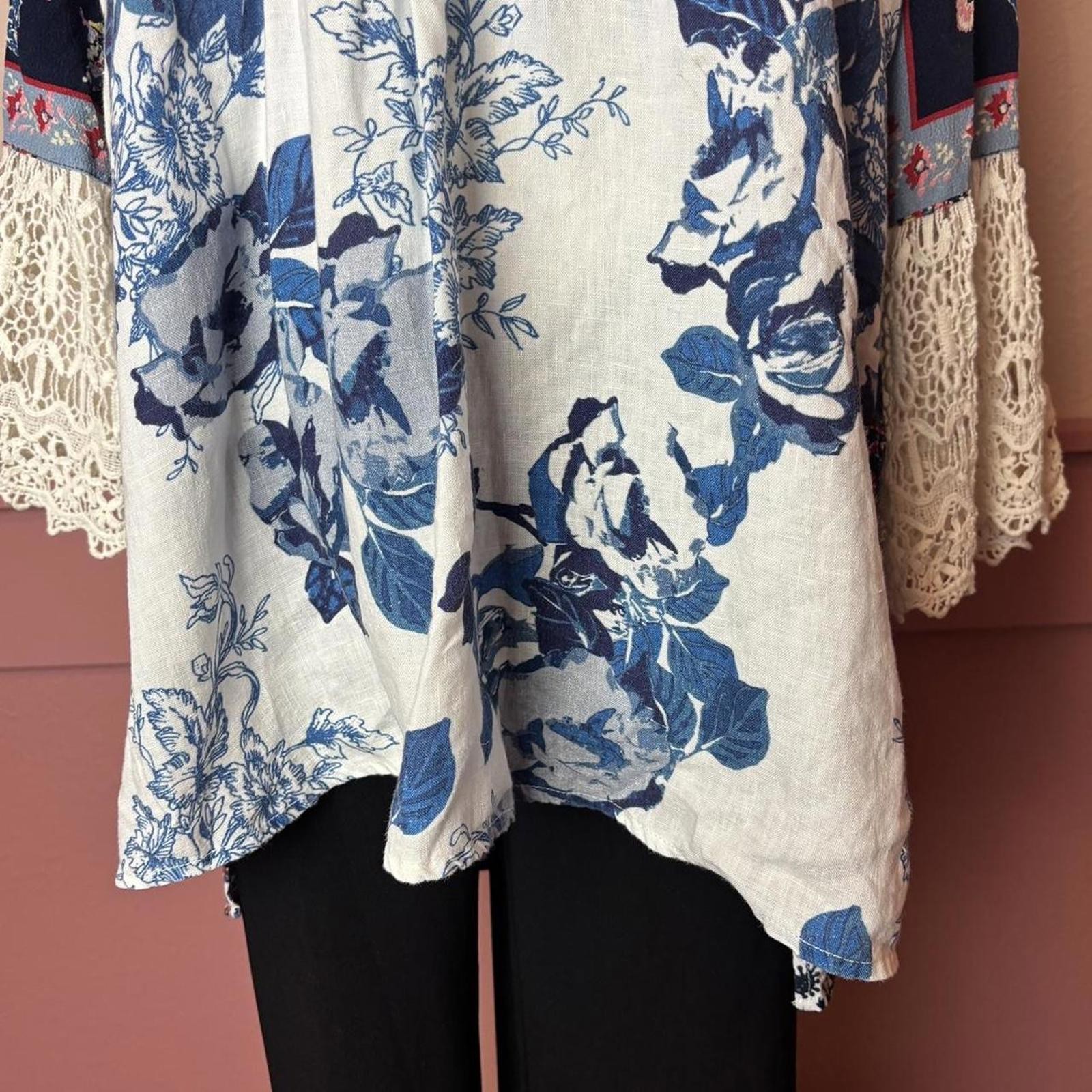 John Mark garden cottage patchwork embroidered la… - image 3