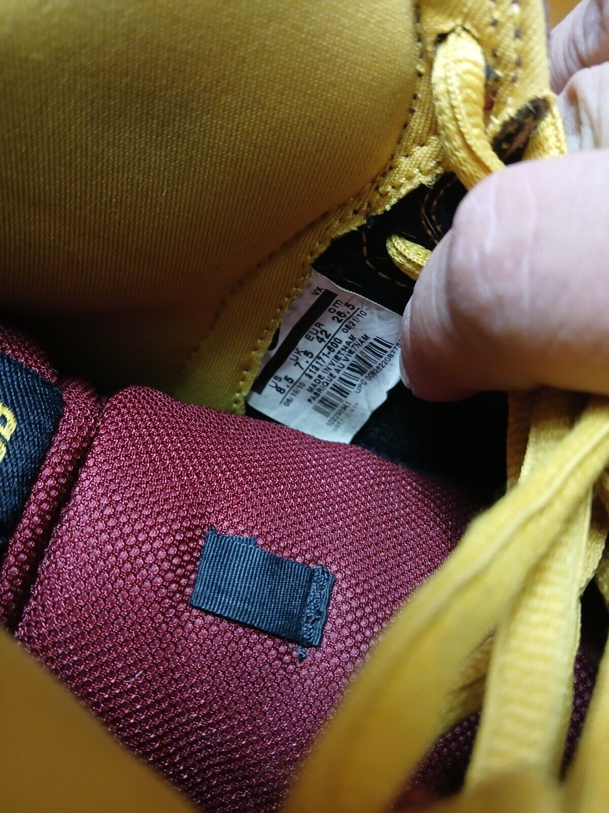 Size 8.5 - Nike SB Dunk High Premium Iron Man 2010 - image 10