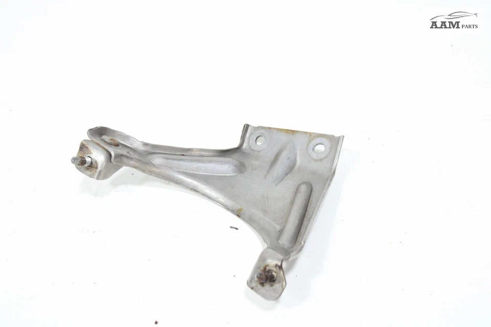 AUDI A3 8V 2015-2017 TUBO DE ESCAPE DELANTERO SOPORTE SUPERIOR SOPORTE OEM Foto 3 de 4