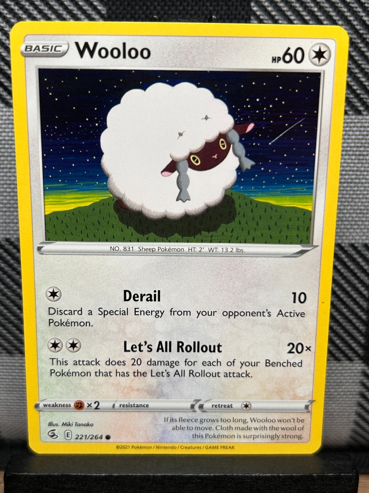 Pokemon TCG: Wooloo 221/264, FUsion Strike