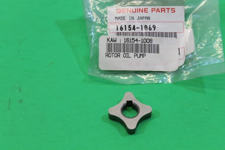 NOS KAWASAKI KLX650 KLR650 BOMBA DE ACEITE PIEZA ROTOR # 16154-1069 Foto 3 de 3
