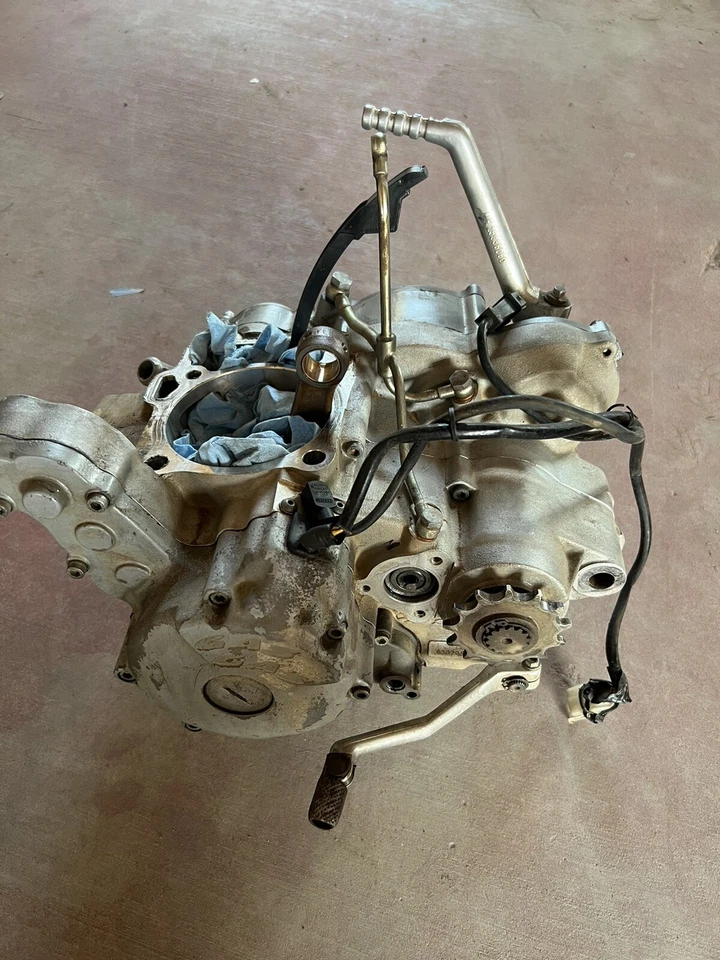  GasGas 400 fse motor cajas inferiores conjunto transmisión  Foto 3 de 3