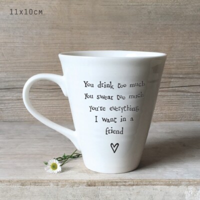 Just Fab! 'Du trinkst zu viel'... Porzellanfreund Becher mit Herz Detail