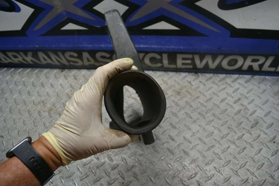 R3-3 MOTOR AIRE TUBO IZQUIERDO TUBO HOS 01 HONDA CBR600 CBR 600 F4i BICICLETA ENVÍO GRATUITO A EE. UU. Foto 3 de 4