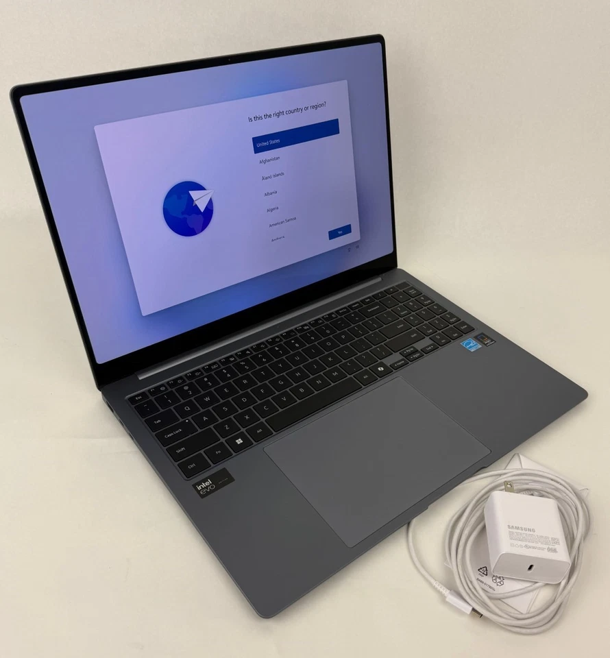 Samsung NP960XGK 16" 2880x1800 Touch Ultra 7-155H 32GB 1TB SSD W11H Laptop - Image 2 of 4