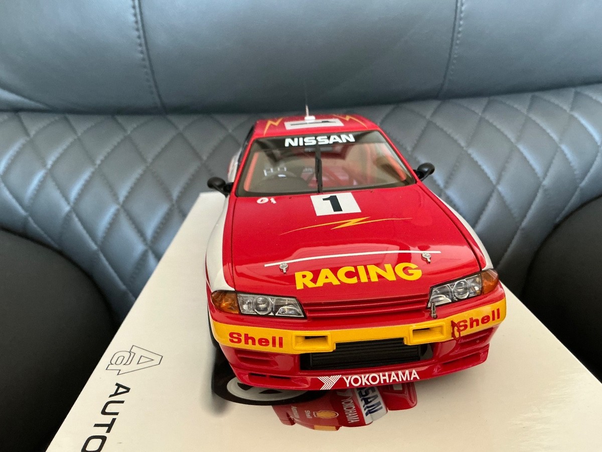 AUTOART 1/18 NISSAN SKYLINE GT-R (R32) BATHHURST WINNER RICHARDS