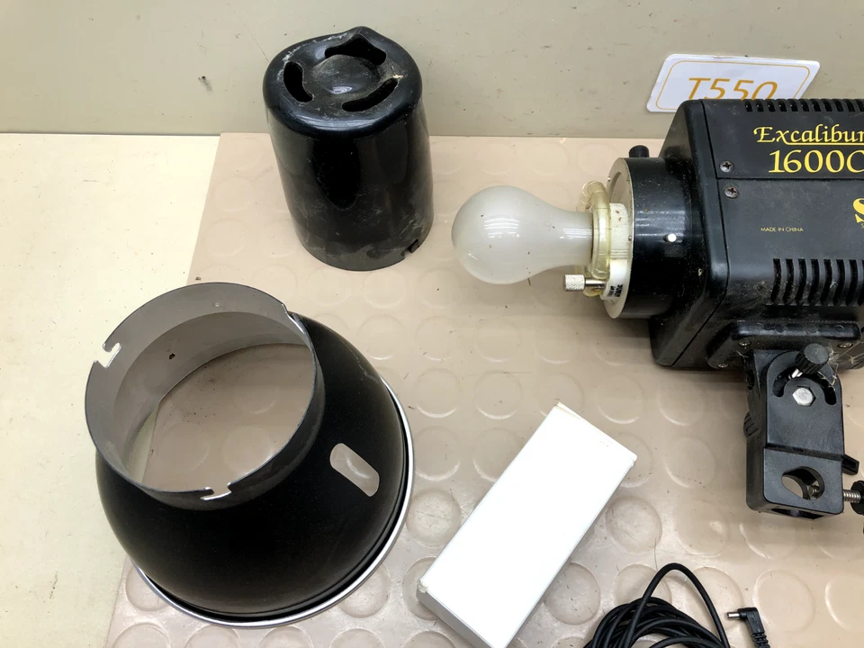 SP Studio Systems Excalibur 1600C Flash #1 - Image 3 of 4