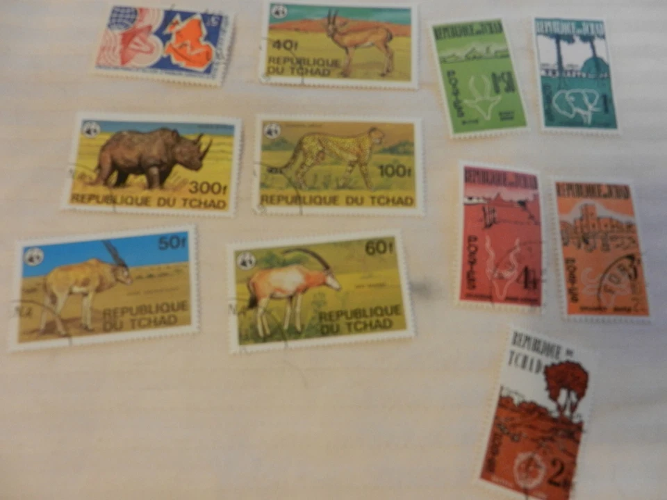 Lote de 14 estampillas de Chad 1962, 1979 comunicaciones, escenas nativas animales Foto 3 de 3