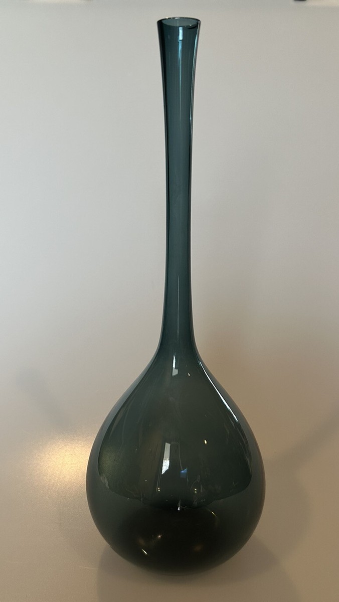 スウェーデン gullaskruf グラスクルフ フラワーベース 花瓶　花器 Arthur Percy Goblet Art Glass Gullaskruf | ihallande