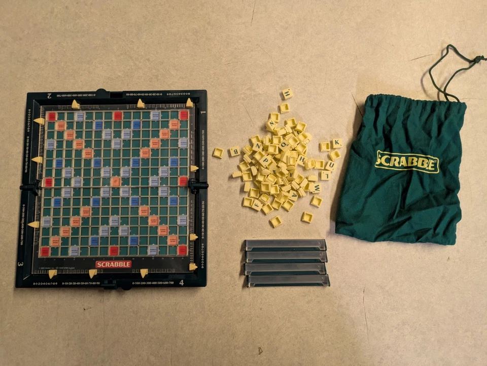 Travel Scrabble Board Game Mattel Hard Case Clip On Tiles 24 x 13cm Superb - Image 2 of 4