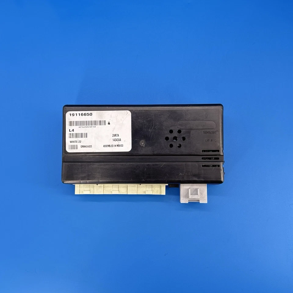 2003 Saturn L Series L200 L300 BCM Body Control Module 19116650 TESTED - Image 3 of 4