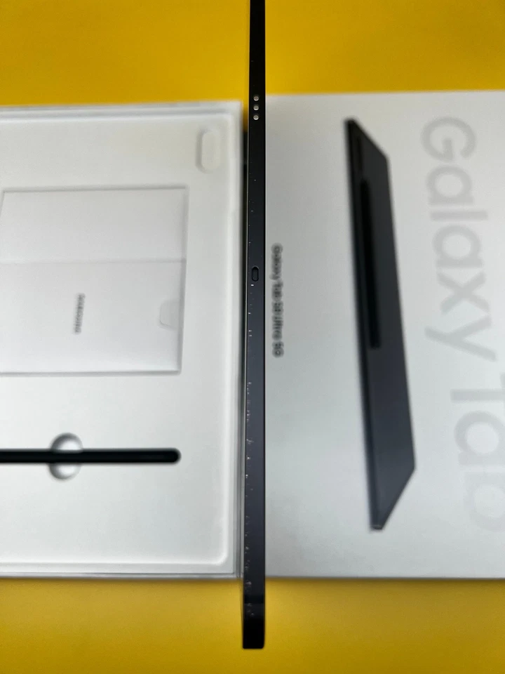 Samsung Galaxy Tab S8 Ultra · 256GB · Cellular, Foto 2 von 2