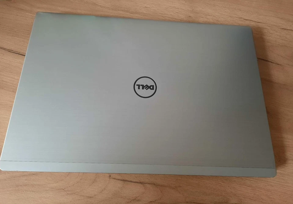 Dell Inspiron 17 5000 - 5749 - P26E 17.3-inch Intel(R) Core(TM) i7-5500U GEforce - Image 3 of 4