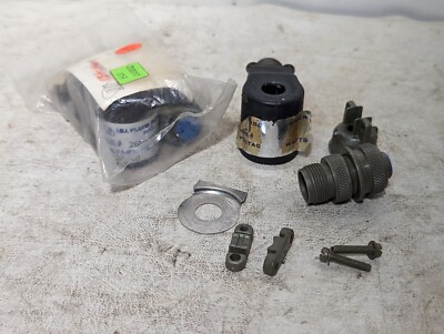 Lot of 2 ISI Fluid Power 26E01032 with parts: one sealed, one used/maybe broken