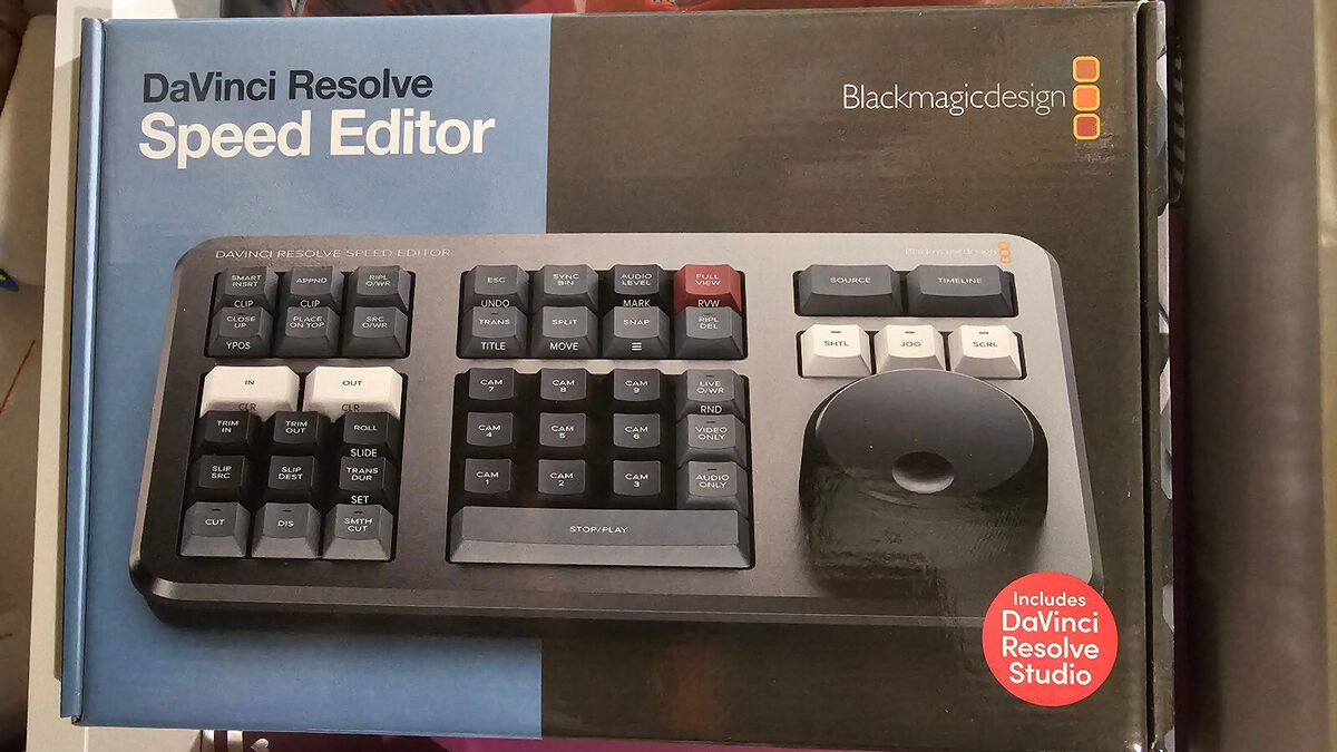 Blackmagic Design DaVinci Resolve Speed Editor (Open box Blackmagic Design DaVinci Resolve Speed Editor (Open box