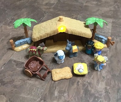 little people manger