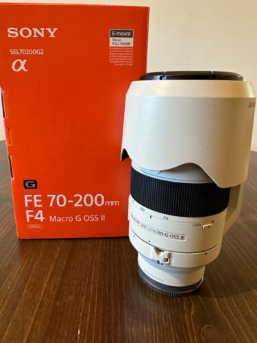 Sony FE 70-200mm F/4 Macro G OSS II Telephote Lens - SEL70200G2 - Picture 1 of 5