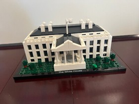 LEGO ARCHITECTURE: The White House (21006) 100% Complete