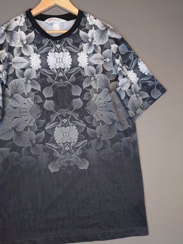 H&M Spirit Flower Limited Edition Oversized T Shirt Tagged Medium Fits Large - 第 3/11 張圖片