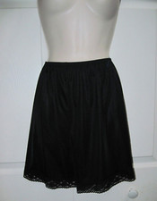 Vanity Fair Women  s Small Black Vintage Lingerie Shorts Nylon Lace Trimmed New