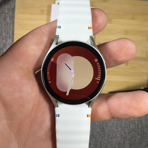 Samsung Galaxy Watch 7 40mm | Sapphire | Bluetooth | GPS - Zdjęcie 3 z 11