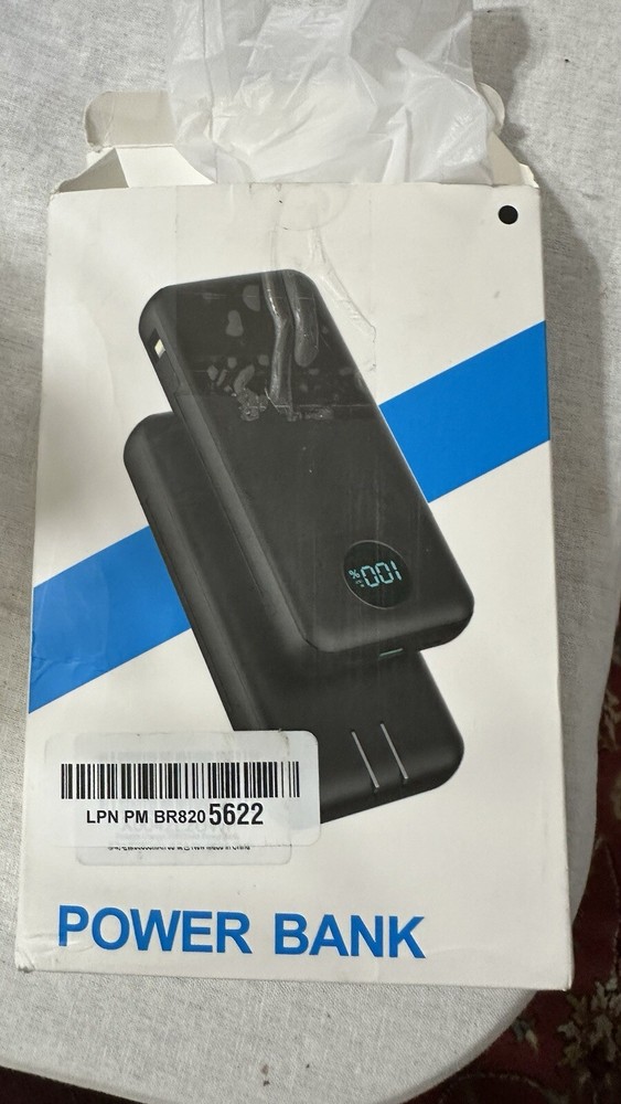 33800mAH Power Bank Model HX200J6 Built In Charger 33800mAH Power Bank Model HX200J6 Built In Charger